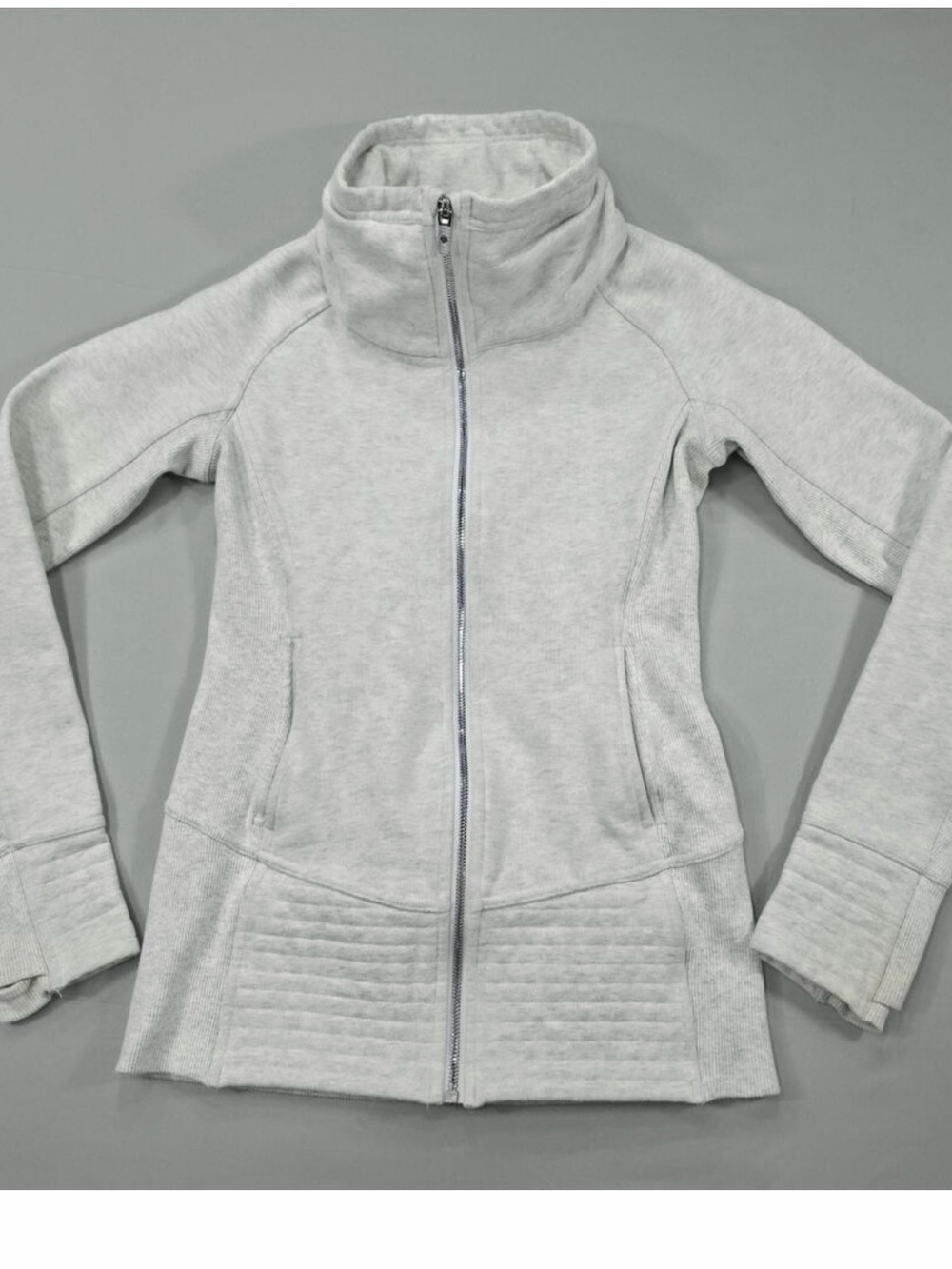 Lululemon Scuba Funnel Neck
Jacket Womens 10 Full Zip Heather
Grey Athleisure